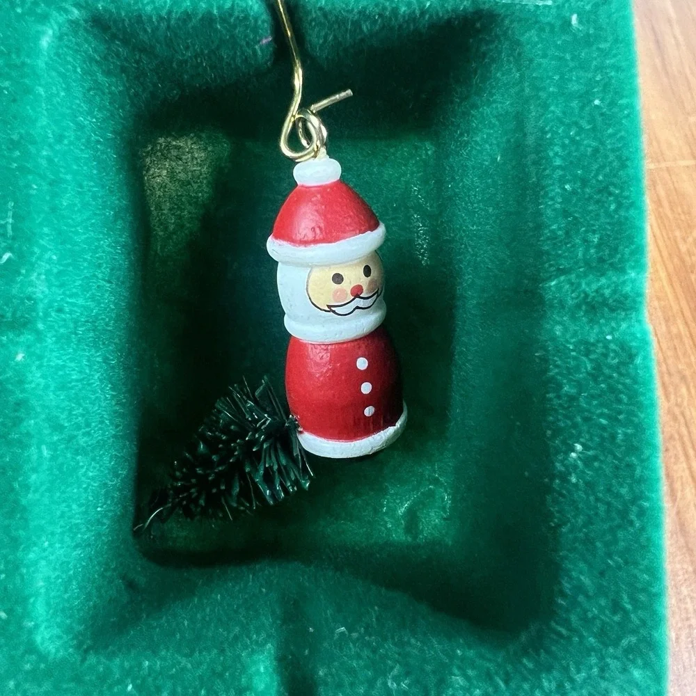 1989 Hallmark Keepsake Miniature Ornaments Lovebirds Old-World Santa Lot of 2